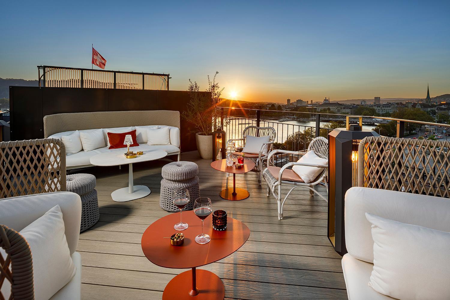 Small Luxury Hotel Ambassador Zurich Bagian luar foto