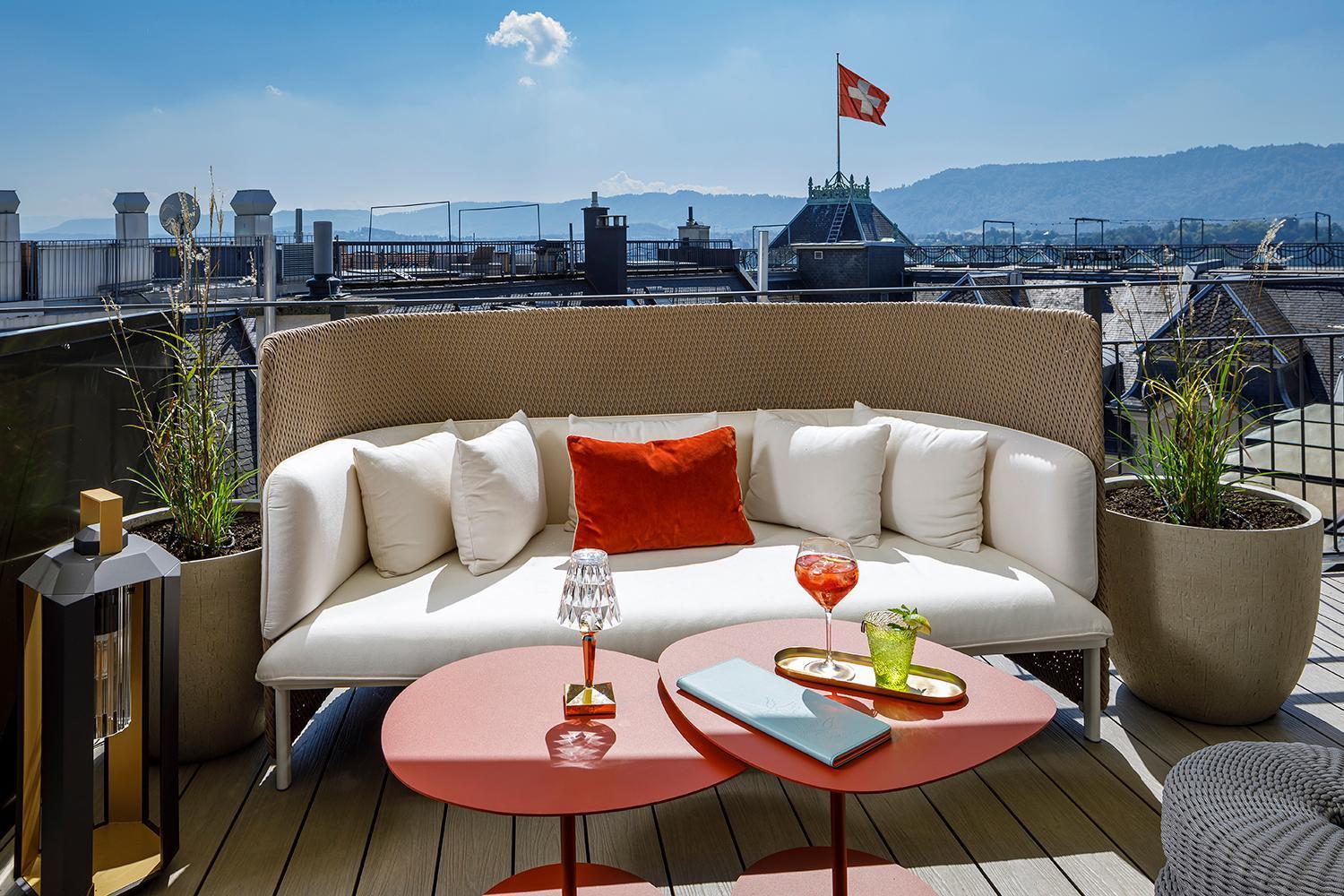 Small Luxury Hotel Ambassador Zurich Bagian luar foto
